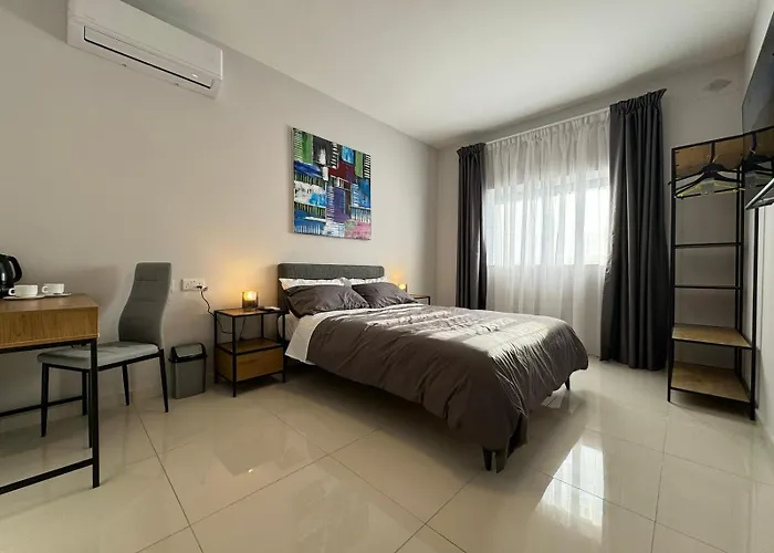 Bayside1 Malta * מרסשלוק